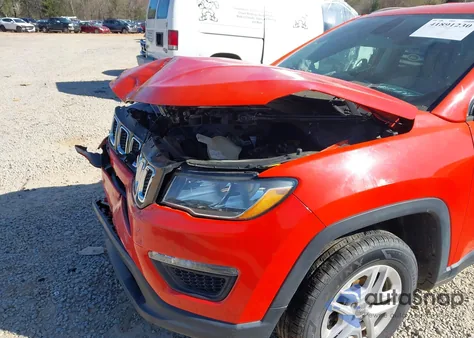 2019 Jeep Compass Sport Fwd from USA, damaged, VIN 3C4NJCAB0KT820086